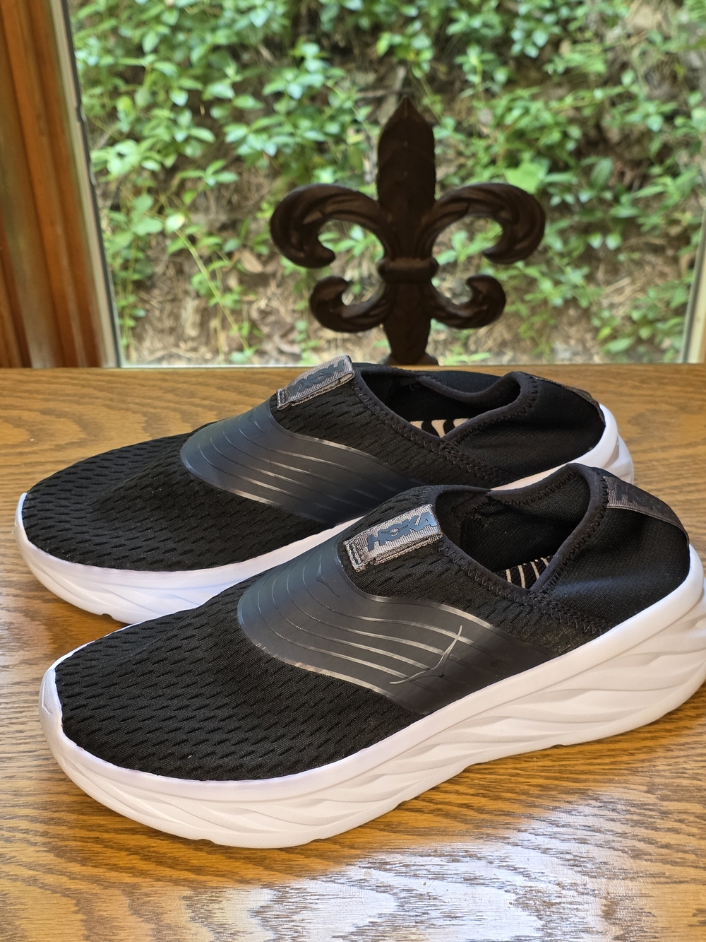 HOKA One One Ora Recovery Black Slip-On Athletic Loafer Shoes Sz 9